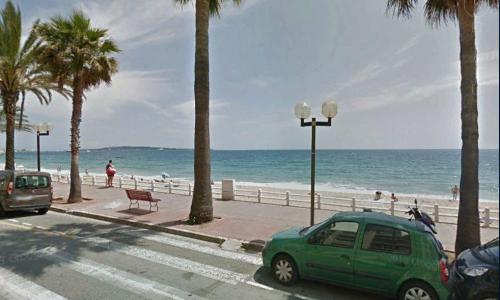 Immeuble résidence hôtelière bord de mer Cannes